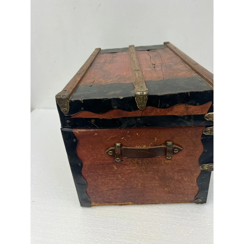 Wood Dollhouse Steamer Trunk Miniature Antique Storage Box Chest SALESMAN SAMPLE